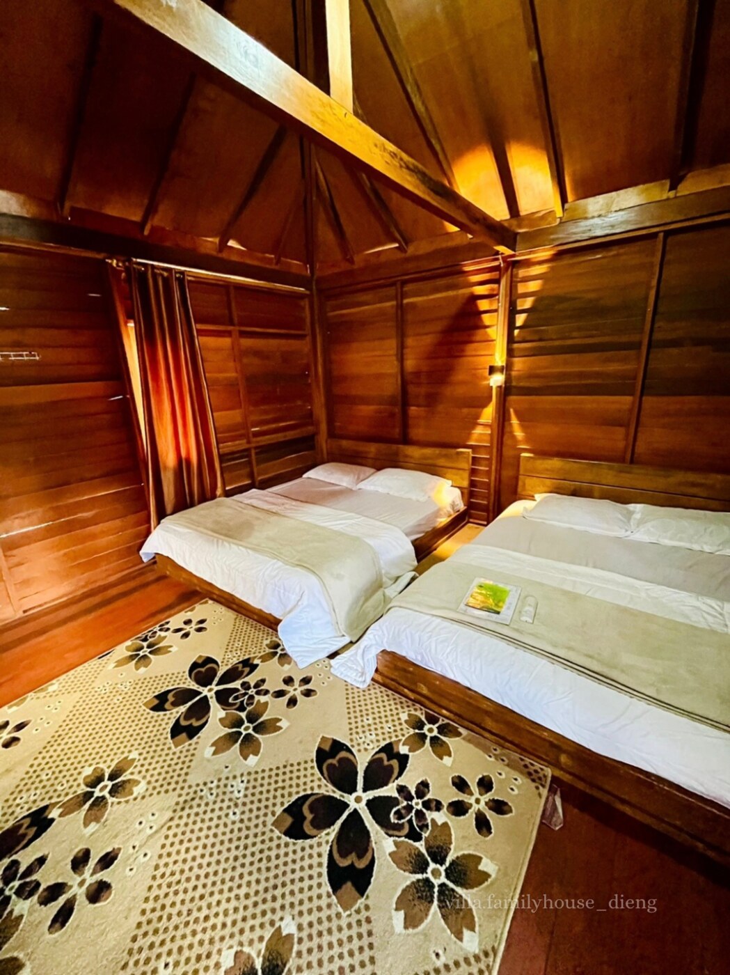 Cottage Cabin 2
